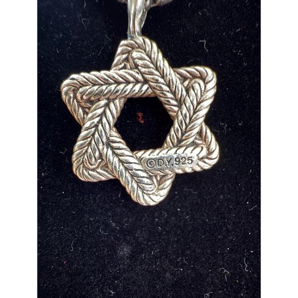 David Yurman Sterling Silver Cable Star of David on DY 20” Box Chain - Picture 3 of 6